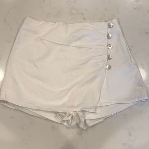 White skort